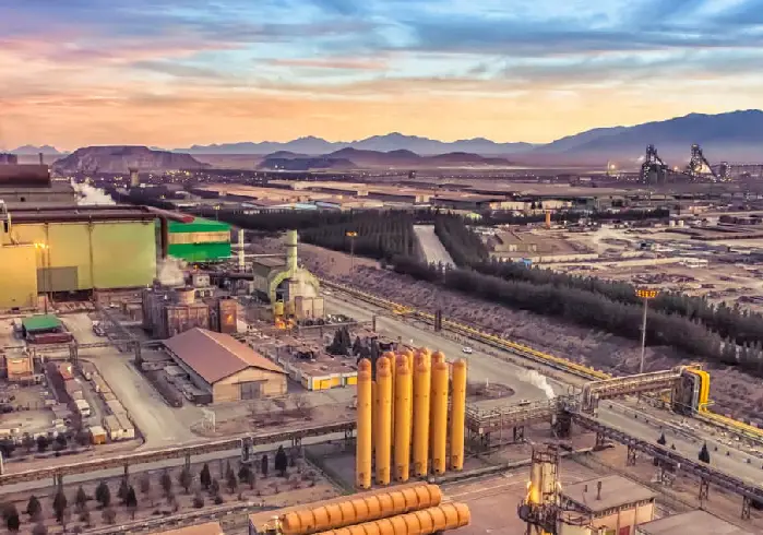 کارخانه ذوب آهن اصفهان؛ بزرگ ترین کارخانه فولاد کشور + عکس